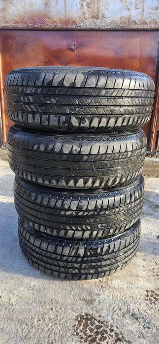 Vând jante audi R16 cu anvelope de vara