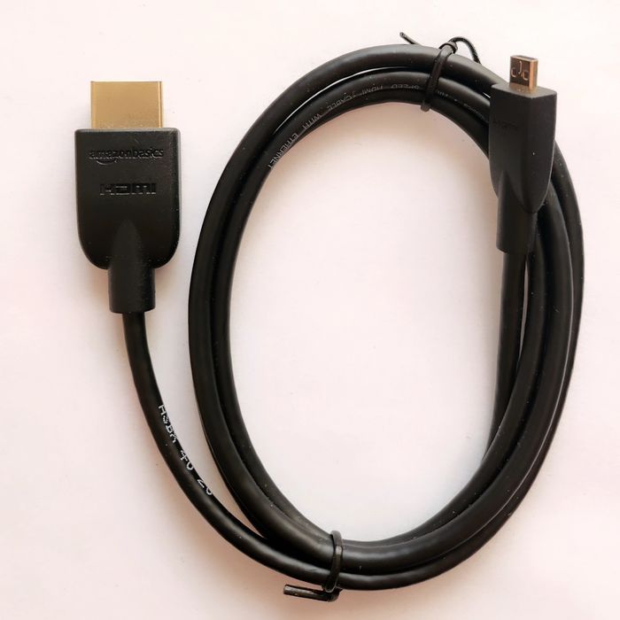 Cablu Amazon Basics Micro HDMI la HDMI, viteză mare de 18 Gbps - NOU