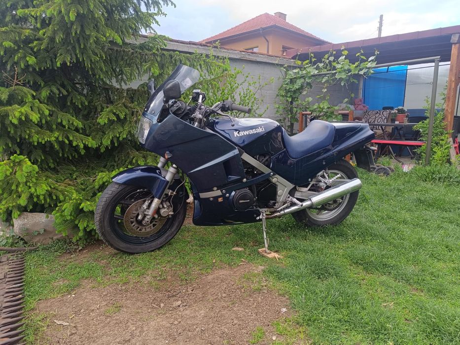Kawasaki GPZ 600 R