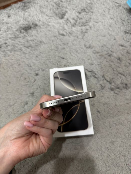 iPhone 16 pro max
