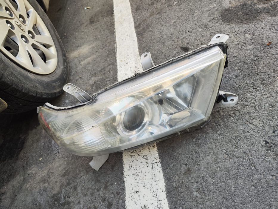 Фара правая на хайландер 2012 г