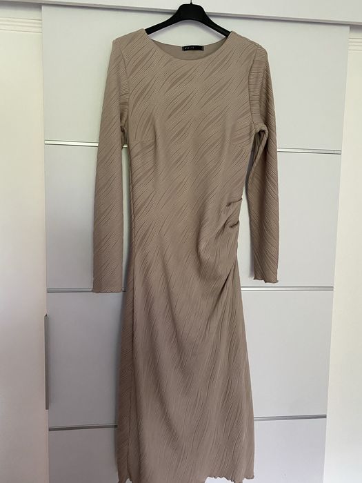 Rochie Mohito bej