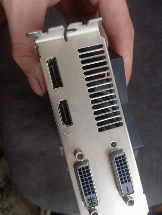 GeForce GTX 670 2g palit jetstream