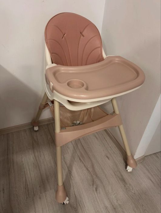 Scaun de masa bebe