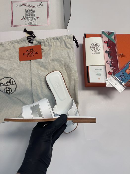 *PREMIUM* Papuci Hermès , Full Box, Mărimi 35/41 , 100% Piele Naturală
