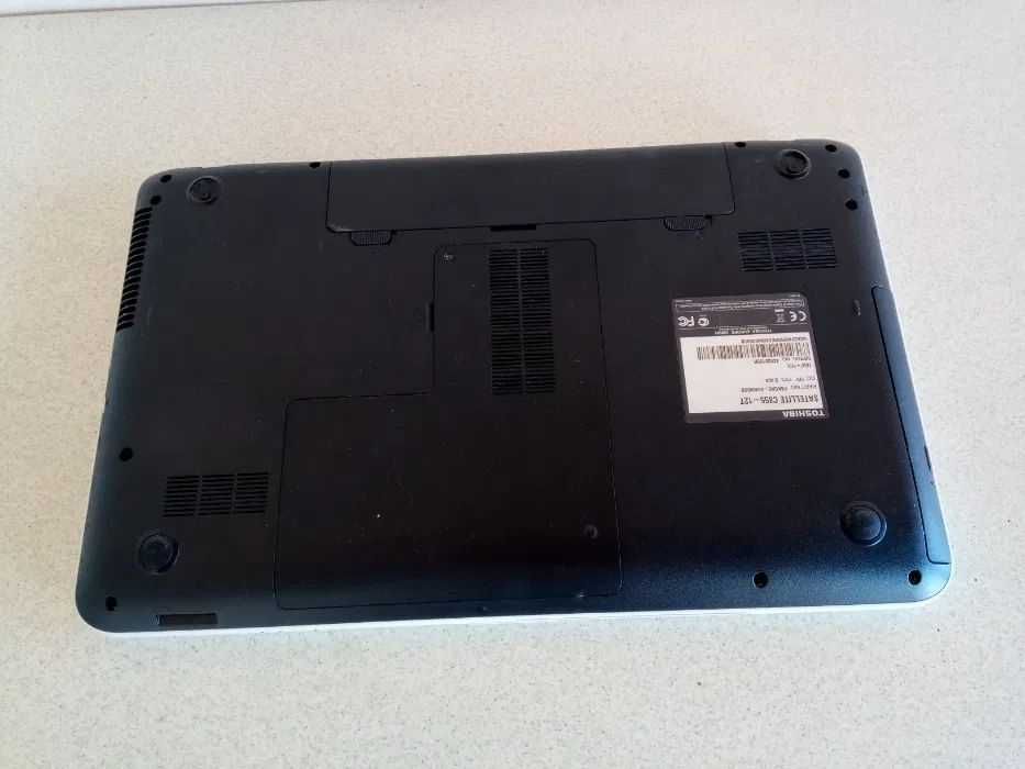 Elemente Toshiba Satellite C850 C855 C850D