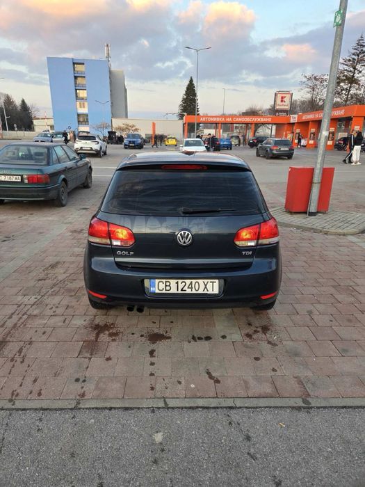 Автомобил V W Golf6