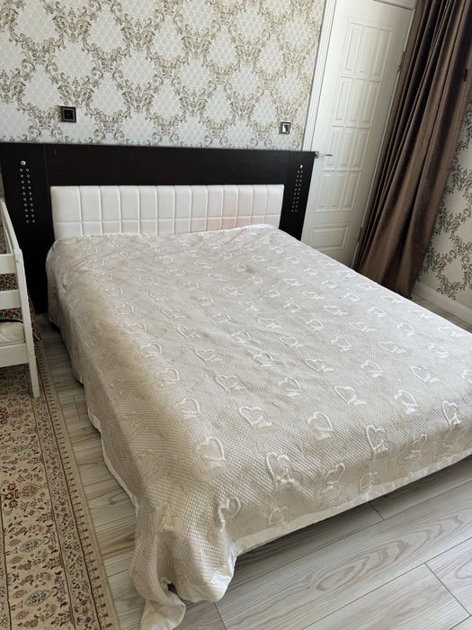 Диван екі адамдық