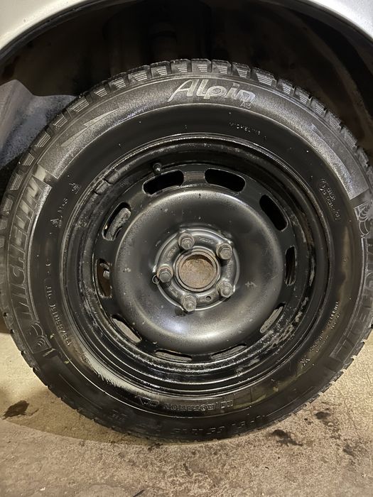 Volvo джанти с гуми 195/65/15 michelin alpin