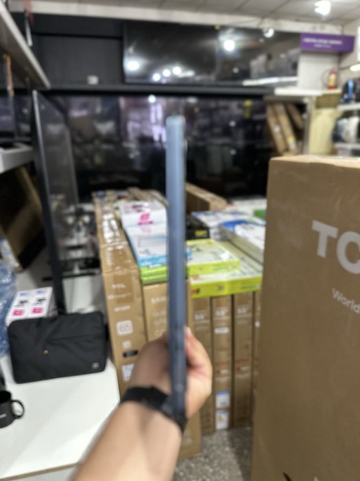 MacBook Air M3 97% 8/256