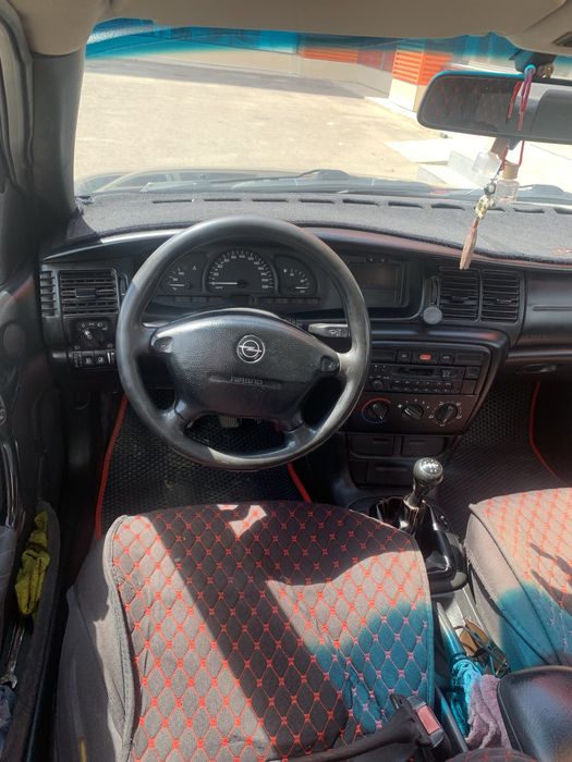 Продам машину