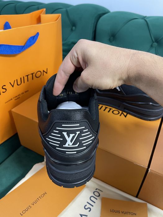 Adidasi Louis Vuitton piele naturala 100% Premium Full Box