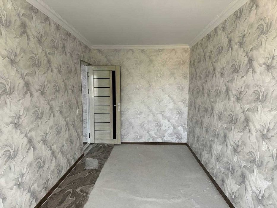 4х комнатная квартира с новым ремонтом на районе Супера