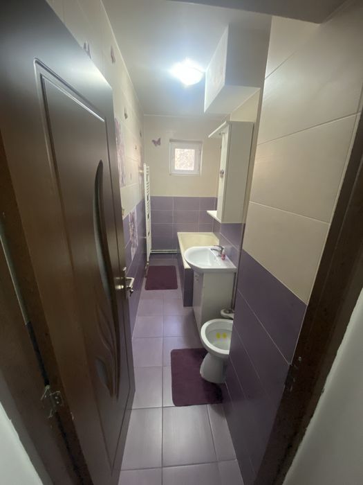 Inchiriez apartament 2 camere