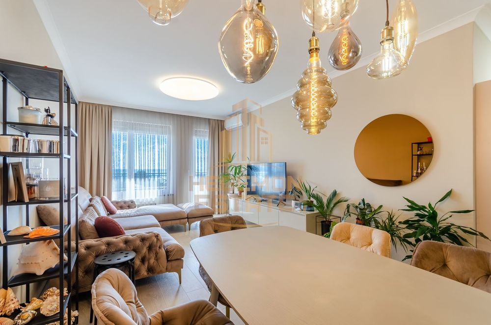 Продава се Тристаен апартамент в к.к. Златни пясъци - 135 кв.м за 2075 €/кв.м - Снимка #7