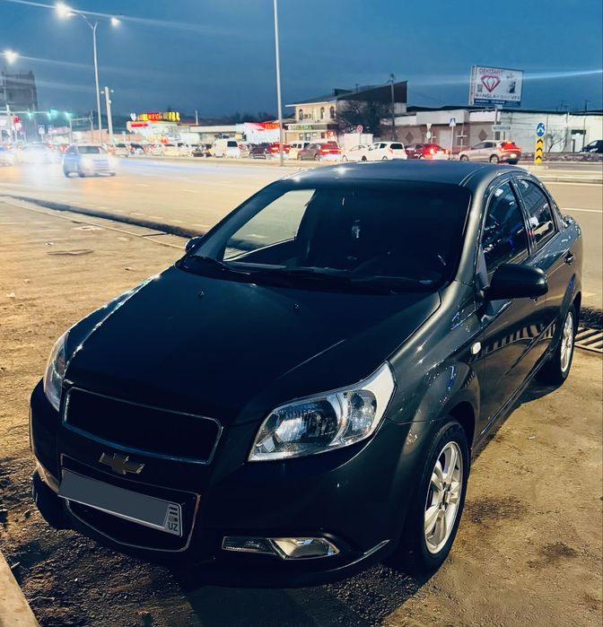 Nexia 3 avtomat sotiladi