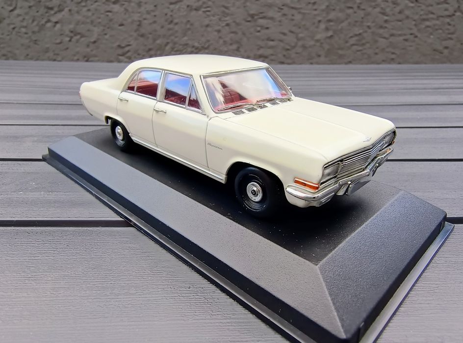 Opel Kapitan 1:43 1964