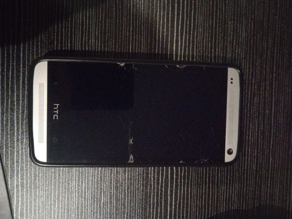 HTC One M7 на запчасти