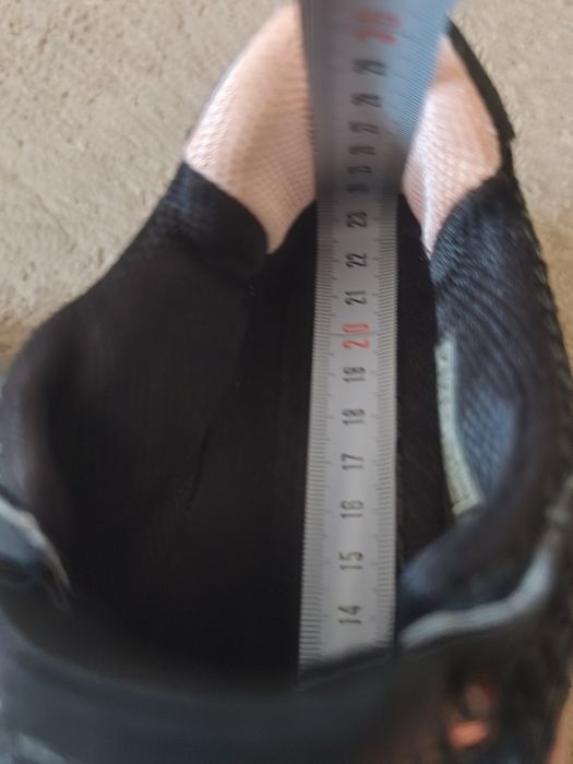 Adidasi Skechers fete m 36