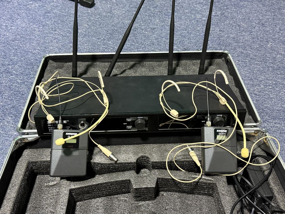 продаётся микрофон shure петличный в хорошом состояний