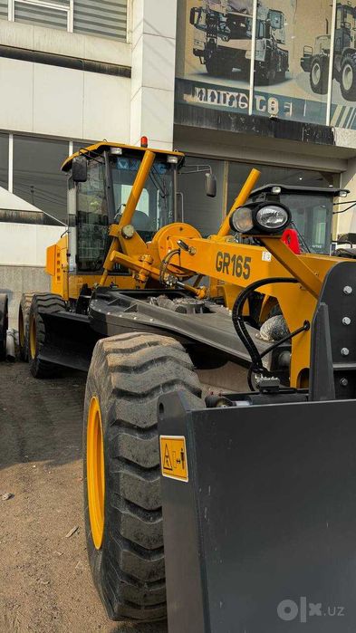 Автогрейдер XCMG GR180 , GR165 и LUTONG PY165C