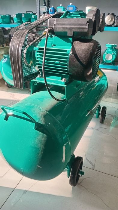 Компрессор 100литрли 1.0 бар