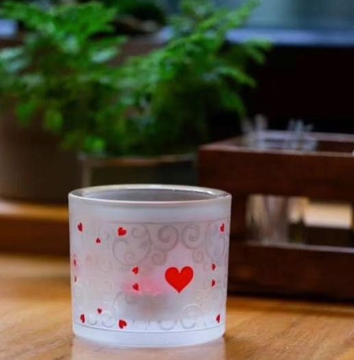 Луксозен Стъклен Свещник