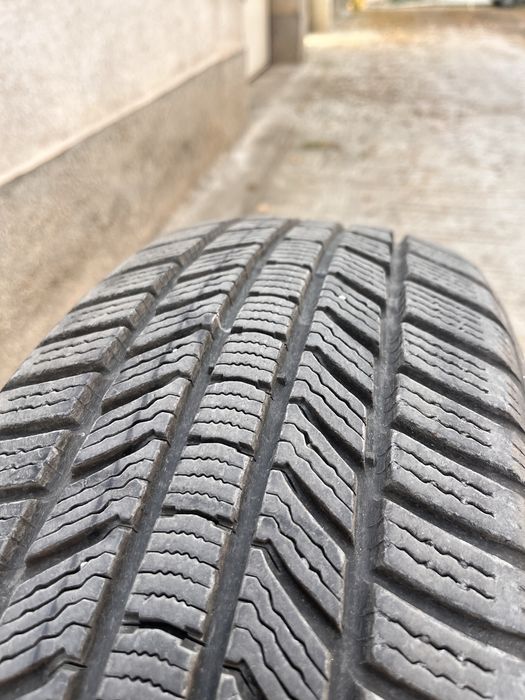 Зимни гуми Continental WinterContact 205/55 R17 dot 21 много запазени, 4 бр.
