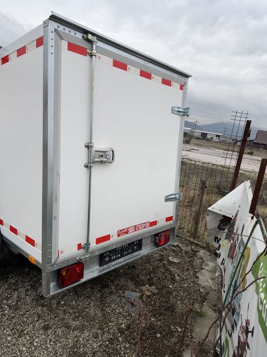 Remorca noua izoterma