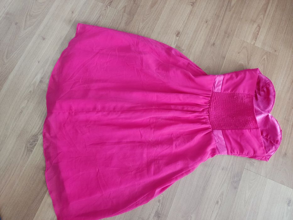 Прекрасна официална рокля - бижу