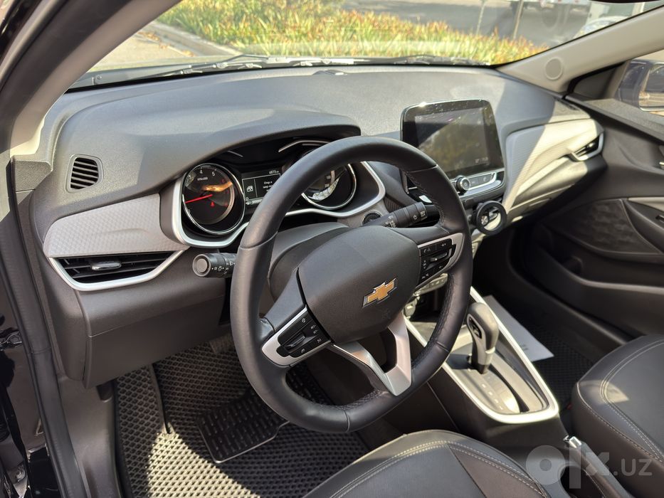 Onix 2025 Premier 6900 km