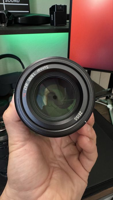Zeiss Batis 85mm f1.8 (E-mount) - Sony