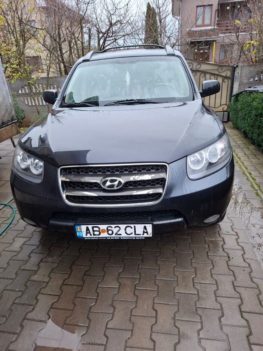 Hiunday Santa Fe