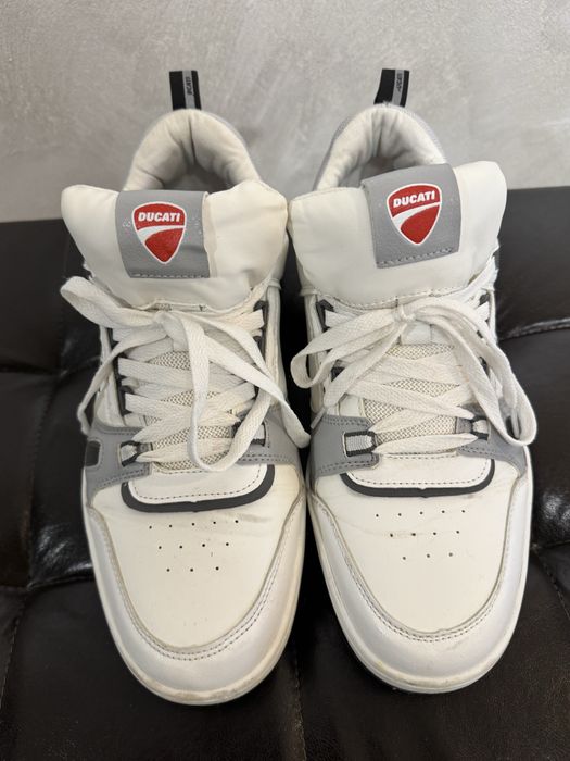 Маратонки и кецове - Nike, New Balance, Puma, Ducatti
