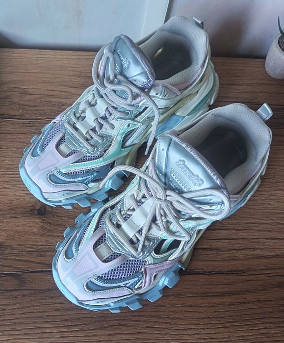 Balenciaga track 2