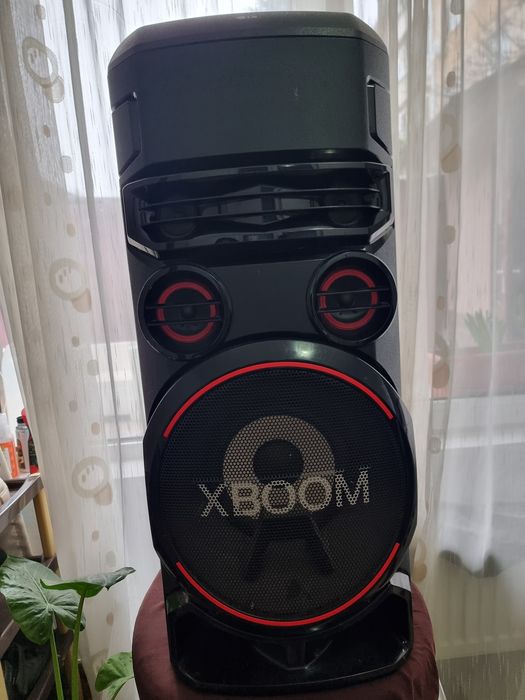Boxă LG de vânzare,luată acum sase luni, nu mai o folosesc!!