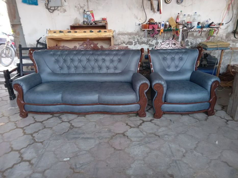 Реставратсия диван и стулия на пересечьения