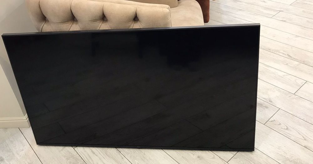 Телевизор продам срочно