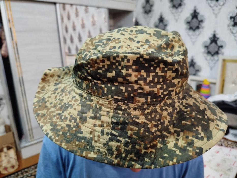 Furashkalar sotiladi erkaklar uchun.