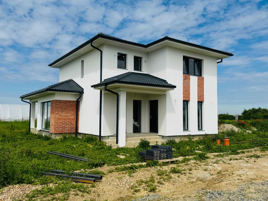 Proprietar vând casă zona Martinesti / Odoreu, strada Diana