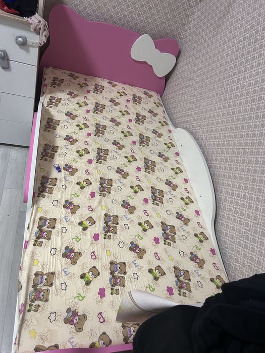 Кровать для девочек