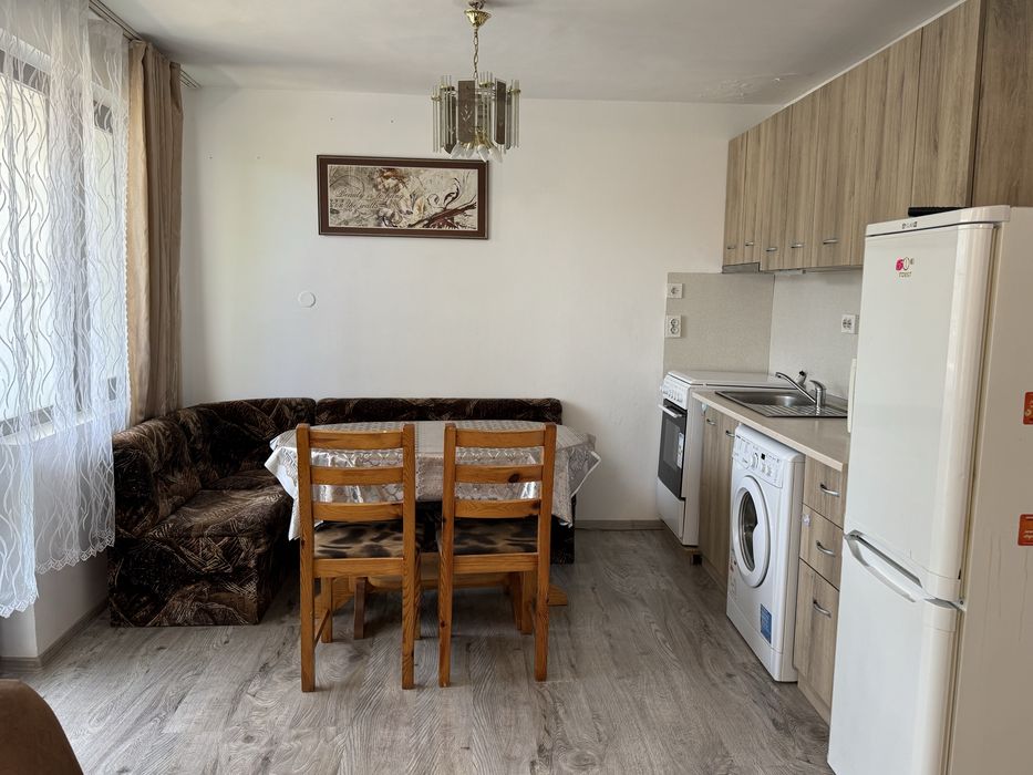 Дава се под наем Тристаен апартамент в Варна, Аспарухово - 80 кв.м за 382.5 € - Снимка #2