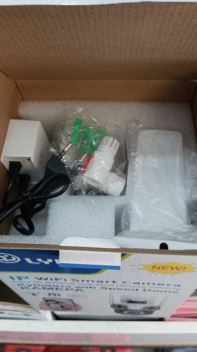 Тройна IP камера WiFi приложение iCSee безжична въртяща 12MP