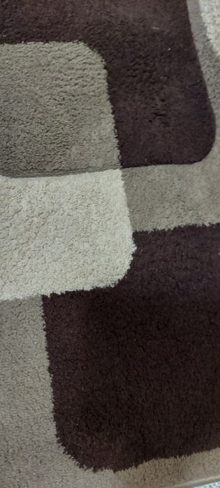 Продавам пътека мокетна