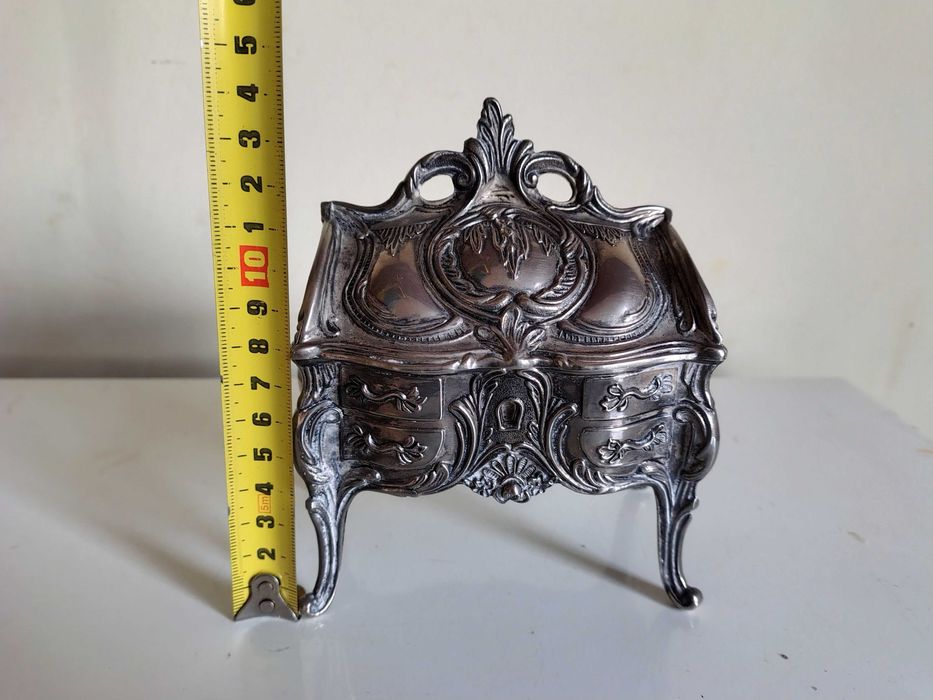 Страхотна Рядка Стара Посребрена Френска Кутия За Бижута