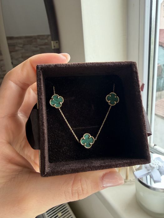 Bratara aur 14 k model Van Cleef