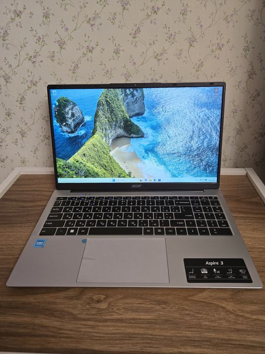Продам ноутбук Acer Aspire 3
