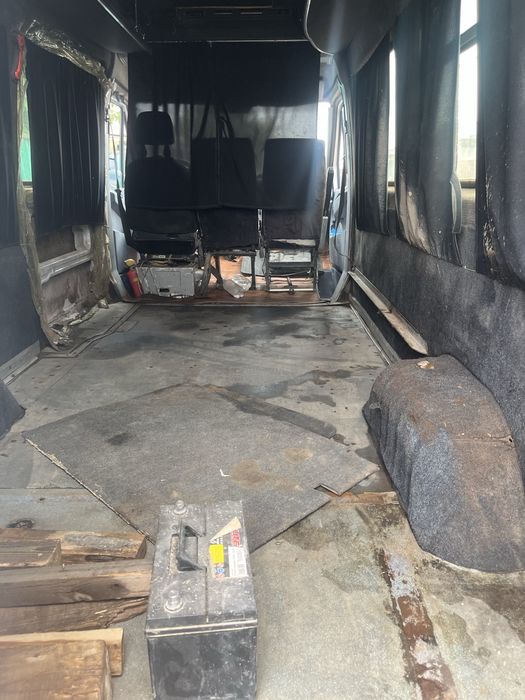 Спринтер sprinter mersedes в хорошем состояние