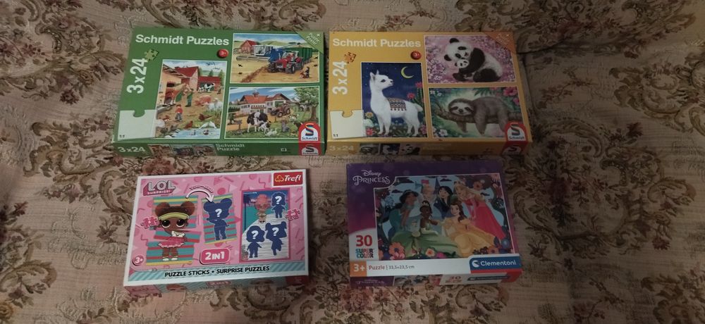 Lot puzzle prințese, fetiță, animăluțe și ferma