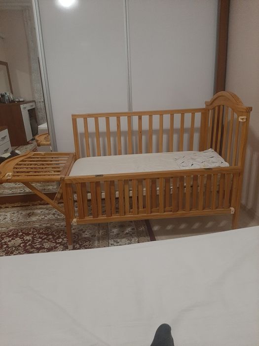 Детская кроватка